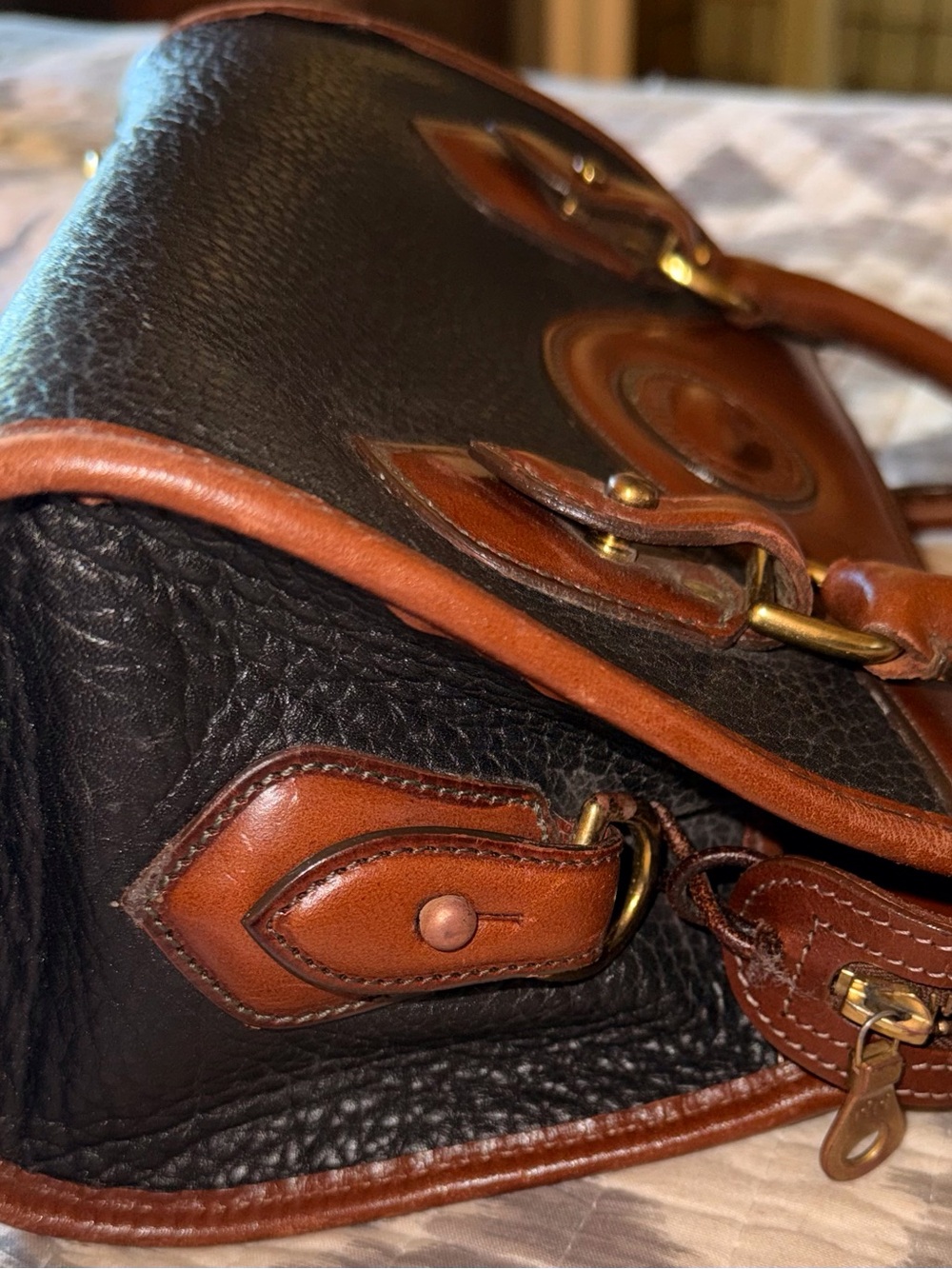 Dooney & Bourke / Vintage Black with Brown Leather Trim Pebble Satchel - Picture 13 of 16
